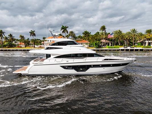 Johnson 70' Skylounge Motor Yacht - main image