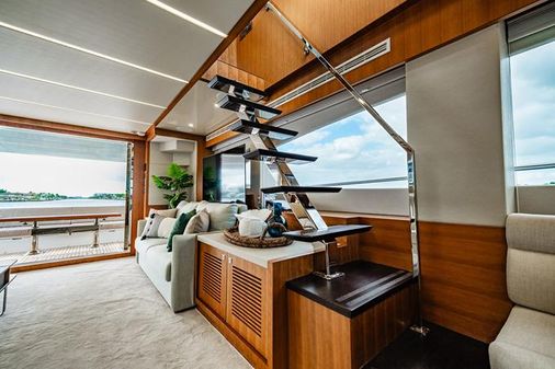 Johnson 70' Skylounge Motor Yacht image