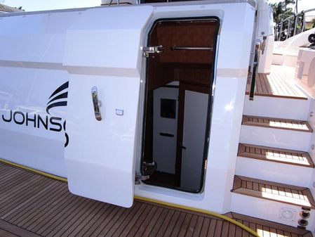 Johnson 70' Skylounge Motor Yacht image