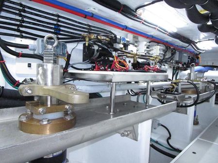 Johnson 70' Skylounge Motor Yacht image