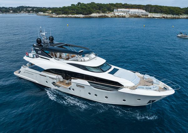 Monte Carlo Yachts MCY 96 image