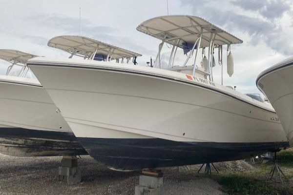 Cobia 237 CC - main image
