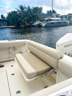 Boston Whaler 250 Outrage image