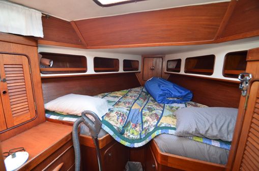 Gulfstar Sailmaster 47 image