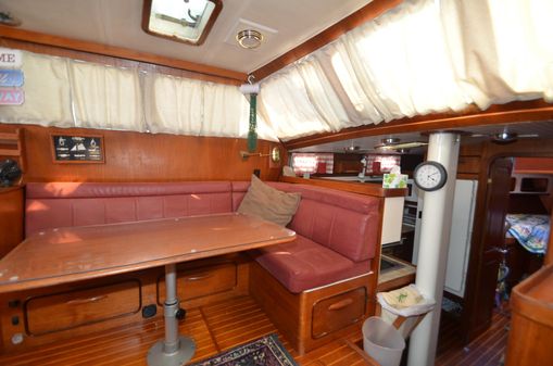 Gulfstar Sailmaster 47 image