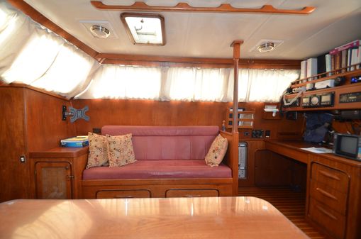 Gulfstar Sailmaster 47 image