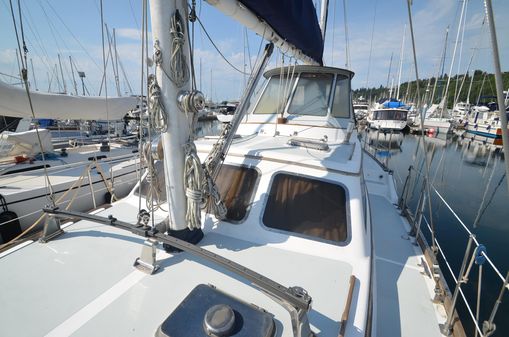 Gulfstar Sailmaster 47 image