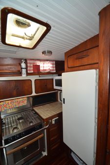 Gulfstar Sailmaster 47 image