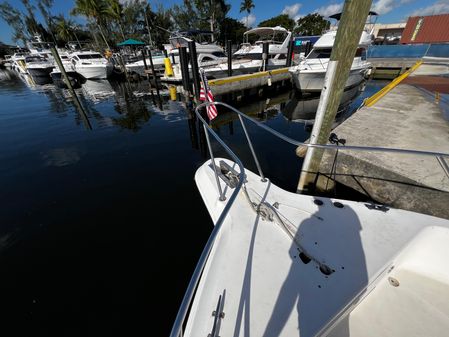 Sea Ray 440 Express Bridge image