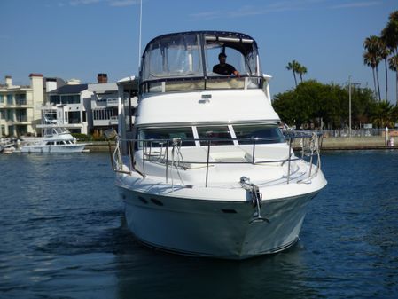 Sea-ray 420-AFT-CABIN image