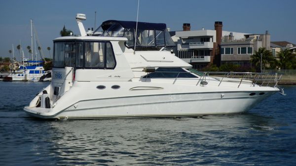 Sea Ray 420 Aft Cabin 