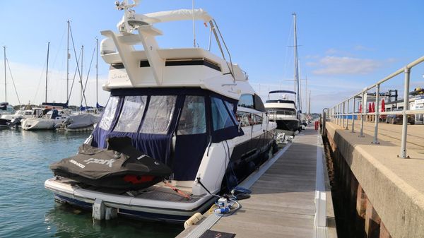 Fairline Squadron 42 