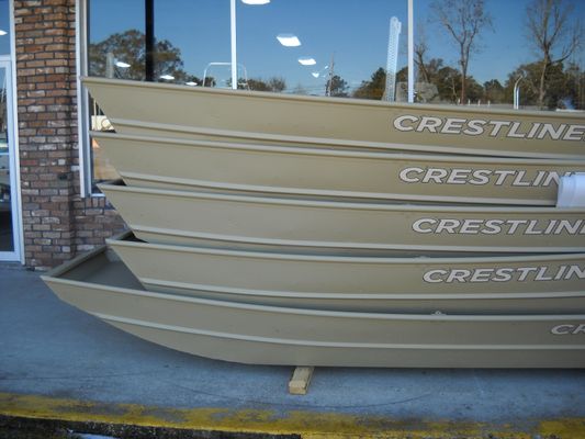 Crestliner 1040 - main image