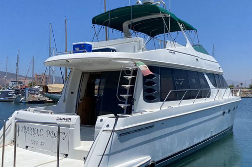 Carver 570 Voyager Pilothouse image