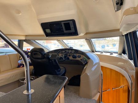 Carver 570 Voyager Pilothouse image