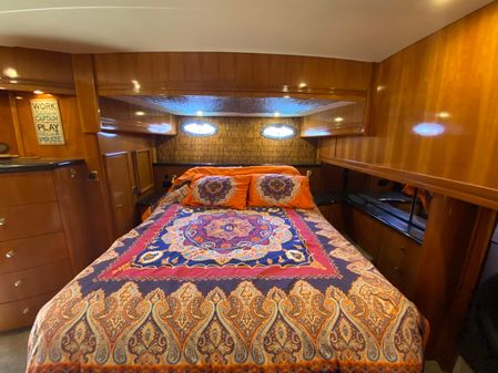 Carver 570 Voyager Pilothouse image