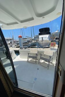 Carver 570 Voyager Pilothouse image