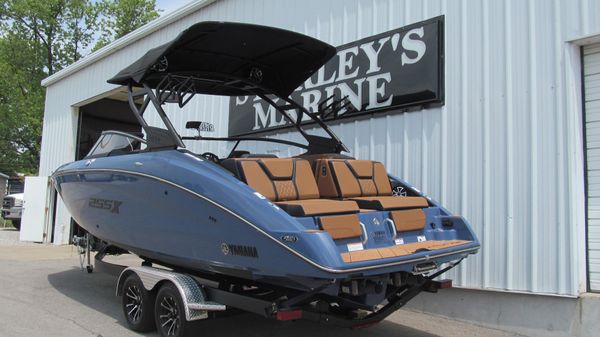 Yamaha-boats 255XD image