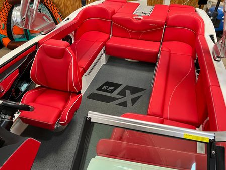 MasterCraft XT23 image