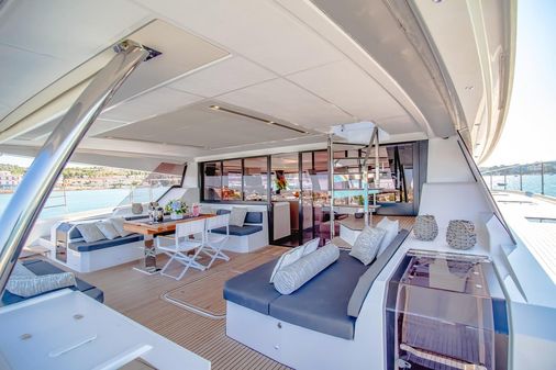 Fountaine Pajot Power 67 image