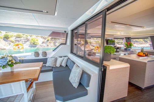 Fountaine Pajot Power 67 image