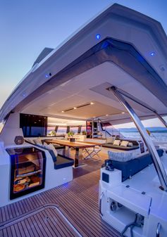 Fountaine Pajot Power 67 image