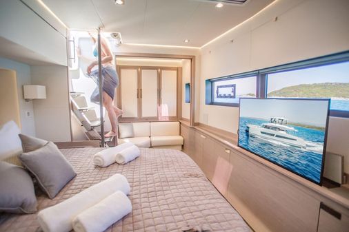 Fountaine Pajot Power 67 image