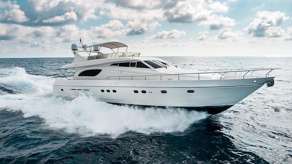 Ferretti Yachts 72