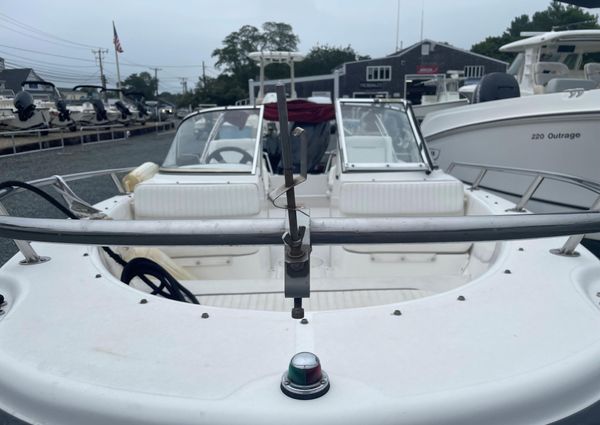 Boston-whaler 160-VENTURA image