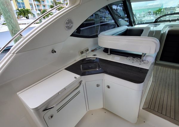 Sea Ray 470 Sundancer image