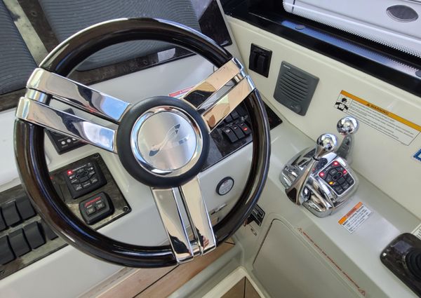 Sea Ray 470 Sundancer image