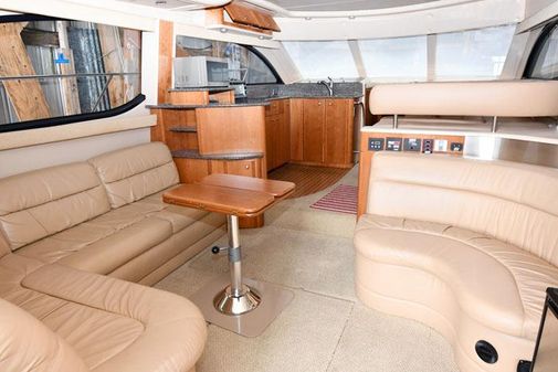 Meridian 411 Sedan image
