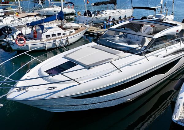 Princess Yachts V40 image