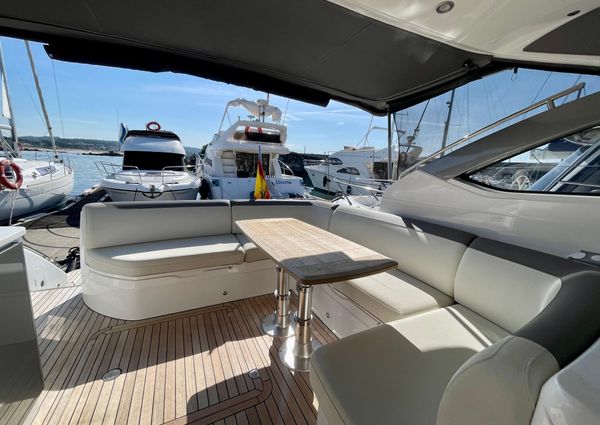 Princess Yachts V40 image