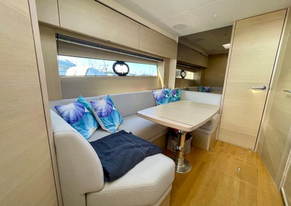 Princess Yachts V40 image