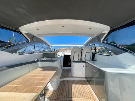 Princess Yachts V40 image