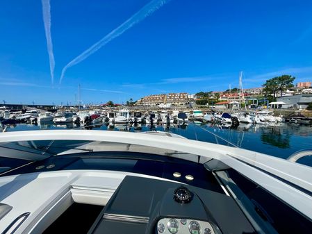 Princess Yachts V40 image