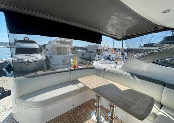 Princess Yachts V40 image