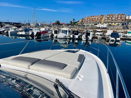 Princess Yachts V40 image