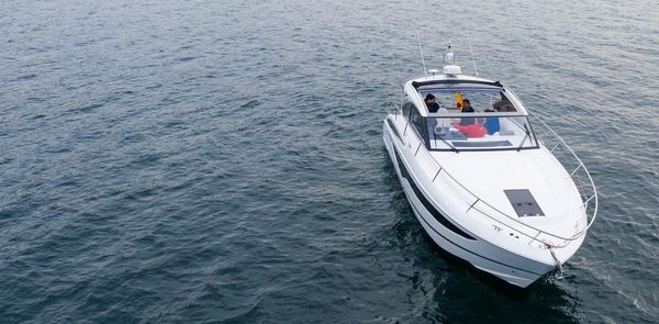 Princess Yachts V40 image