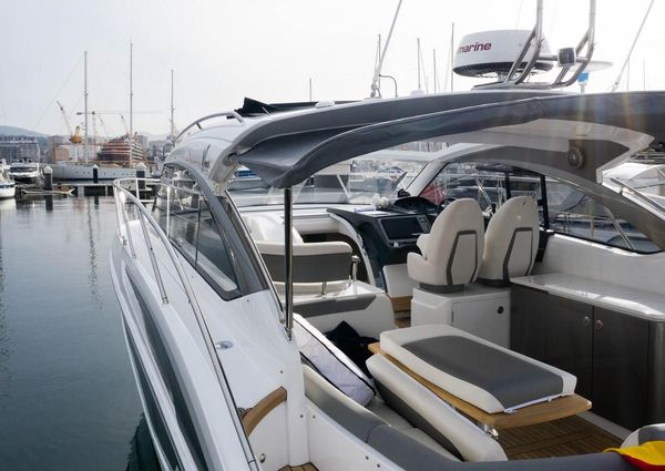 Princess Yachts V40 image