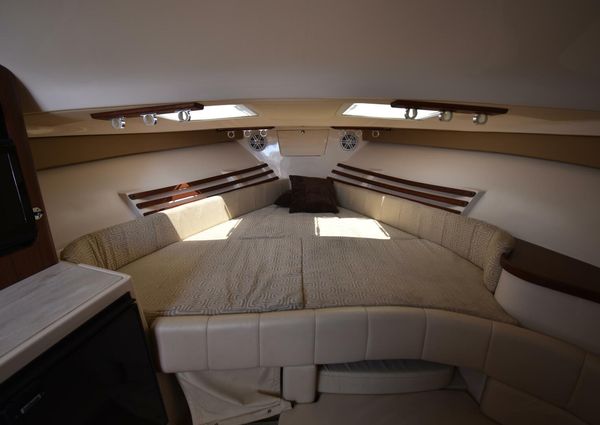 Grady-White Express 330 image