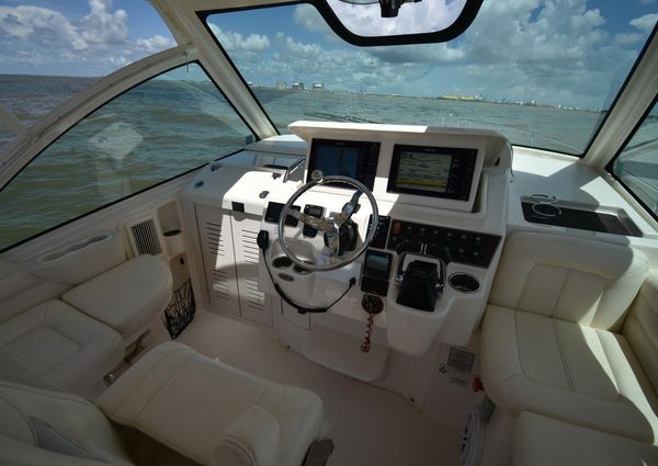 Grady-White Express 330 image