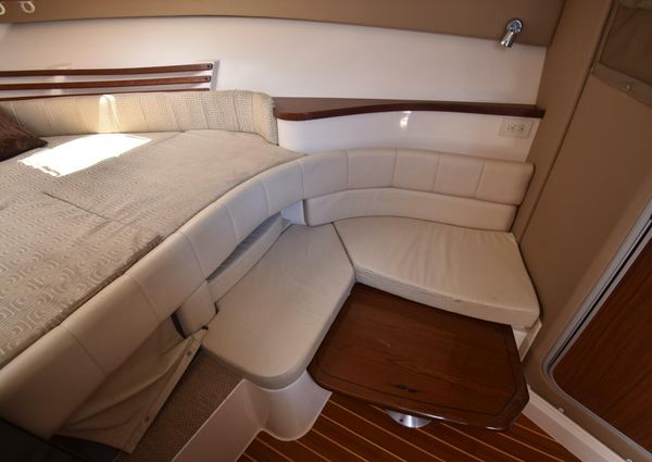 Grady-White Express 330 image