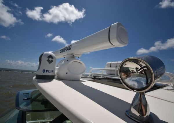 Grady-White Express 330 image