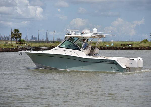 Grady-White Express 330 image