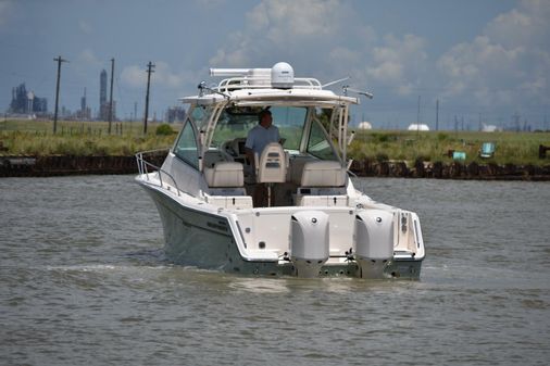 Grady-White Express 330 image