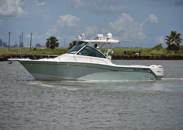 Grady-White Express 330 image