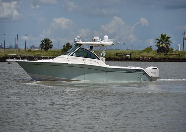 Grady-White Express 330 image