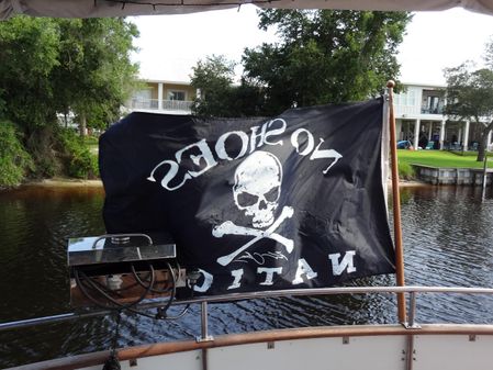 Defever 43-SUNDECK image